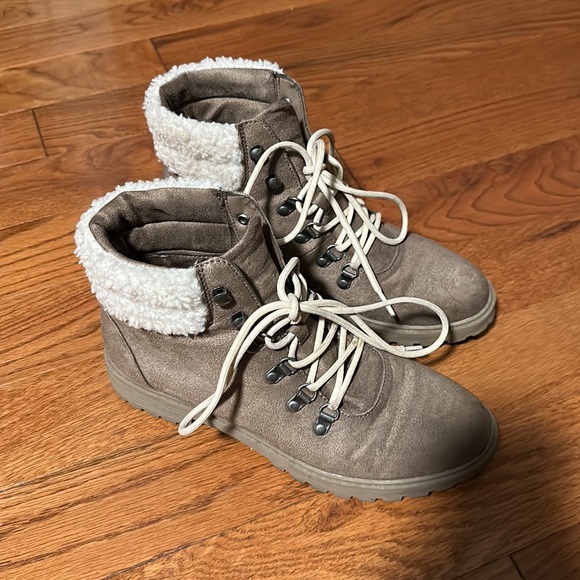 Not Rated Brown Boots - Picture 2 of 9